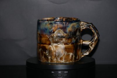 Tasse en grès noir cristaux blancs 45cl