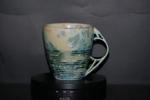 Tasse à rayures porcelaine vert d'eau