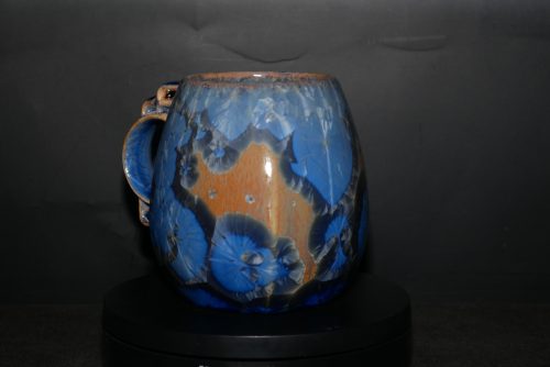 Tasse porcelaine anse ronde et carré bleu intense
