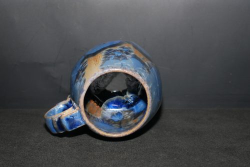 Tasse porcelaine anse ronde et carré bleu intense