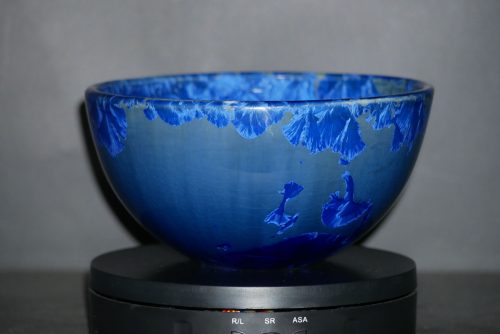 Grand bol en porcelaine bleu électrique