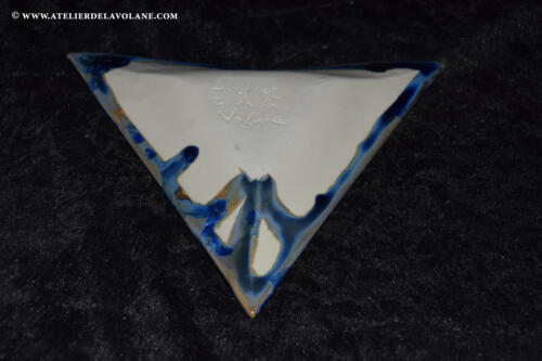 Assiette-a-hors-d'œuvre-en-porcelaine–-Assiettes-triangulaires (6)