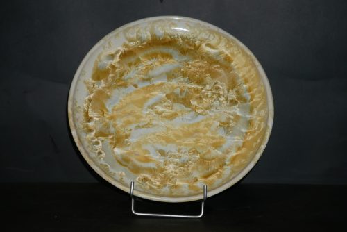 6 assiettes artisanales en grès blanc cristaux jaunes
