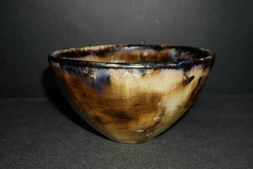 Bol céramique artisanale grès noir forme japonais