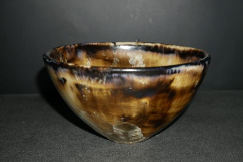 Bol céramique artisanale grès noir forme japonais