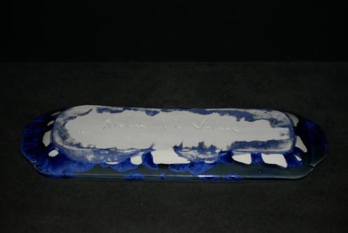 Plat à cake en porcelaine bleu nuit