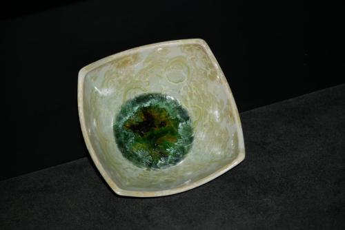 Coupelle carrée en porcelaine pour apéritif vert citron
