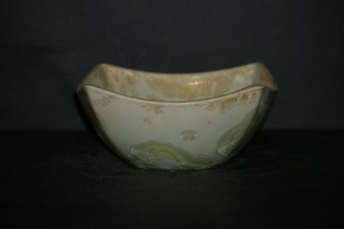 Coupelle carrée en porcelaine pour apéritif vert citron