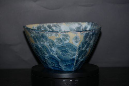 Petit saladier triangulaire en porcelaine gris vert