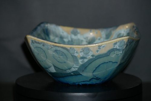 Coupelle carrée en porcelaine pour apéritif