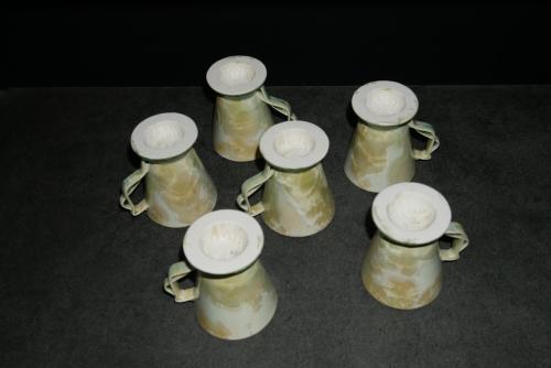 6 petits mazagrans avec anse vert citron