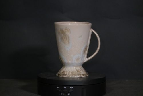 Mazagran avec anse en porcelaine ventre de biche 17cl