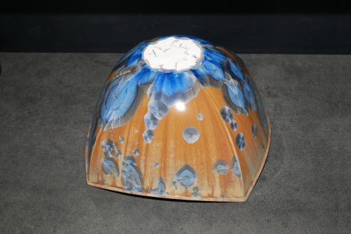 Saladier carré en porcelaine cristaux bleus