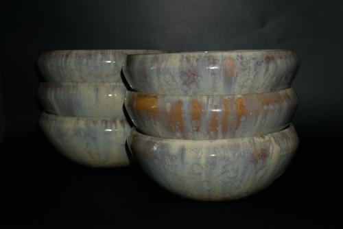 Jeu de 6 assiettes creuses en grès marron