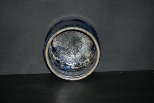 Tasse sans anse en porcelaine gris-bleu