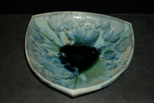 Coupe à fruits triangulaire en porcelaine vert turquoise