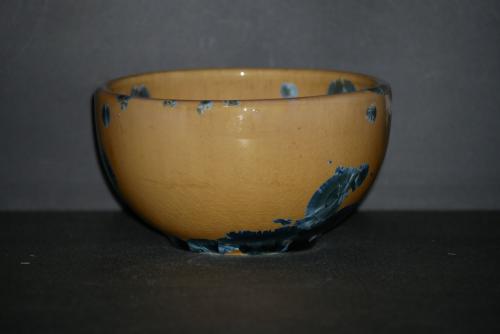 Bol en porcelaine orange cristaux bleu-vert