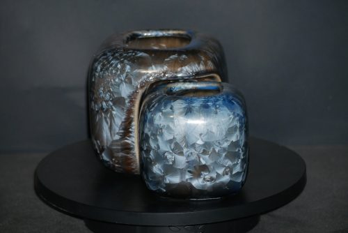 Doubles vases imbriqués carrés en grès cristaux gris