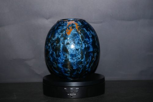 Vase en grès orange marron cristaux bleus