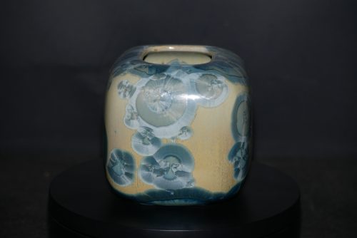 Petit vase cube en porcelaine gris-vert métallisé 10 cm