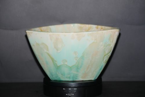 Saladier triangulaire en porcelaine vert citron