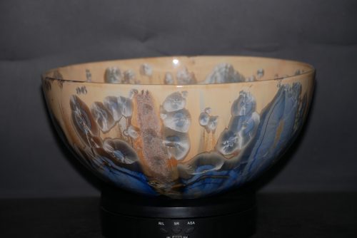 Saladier artisanal en porcelaine cristaux gris-bleu