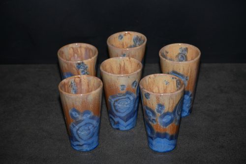 6 tasses en porcelaine cristaux bleu intense