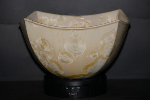 Saladier carré en porcelaine jaune soleil