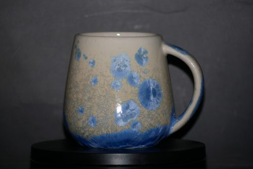 Tasse à thé en porcelaine cristaux bleu-ciel